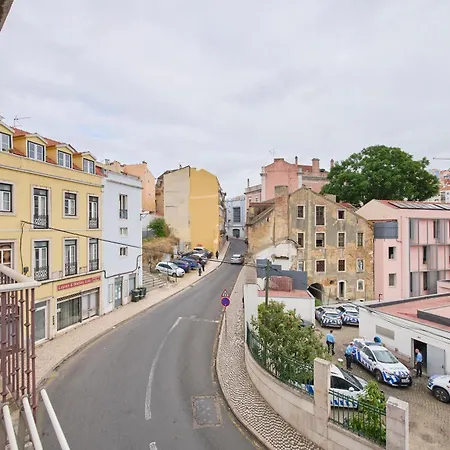 Cozy With Castel View Appartement *