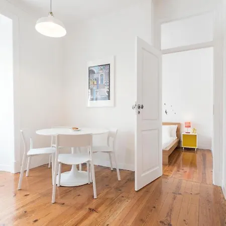 Apartamento Cozy With Castel View Lisboa